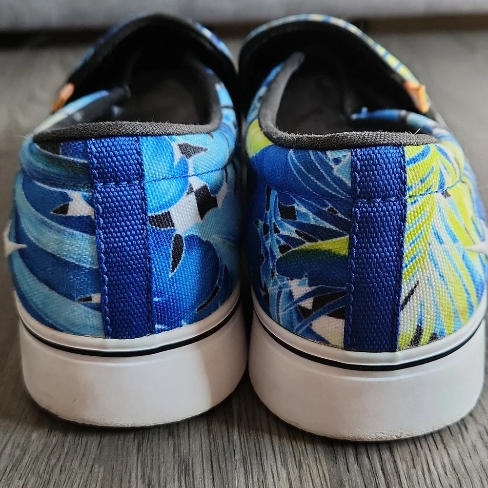 Nike Court Royale tropical print slip-on sneakers, size 7 - Picture 7 of 10